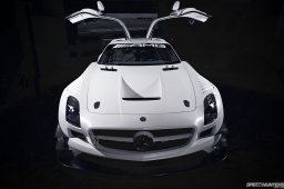 AMG_Mercedes-Benz_World-DT02
