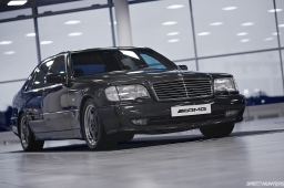 AMG_Mercedes-Benz_World-DT05