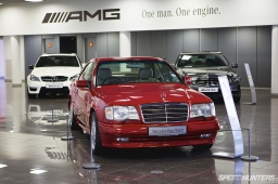 AMG_Mercedes-Benz_World-DT08