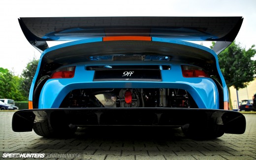 The workshop of specialist Porsche tuners 9FF