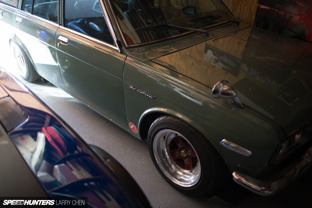 Larry_Chen_Speedhunters_260z_blue-3