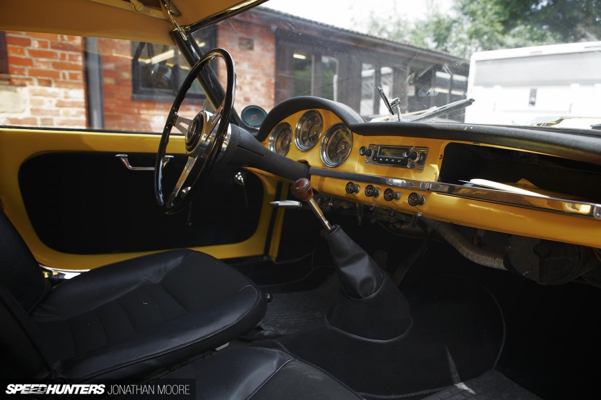 Fourways Engineering, classic sportscar restoration and servicing, specialising in Datsun/Nissan S30s, based in Sevenoaks in the United Kingdom