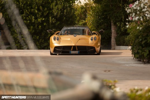 Pagani Huayra feature&nbsp;car-10