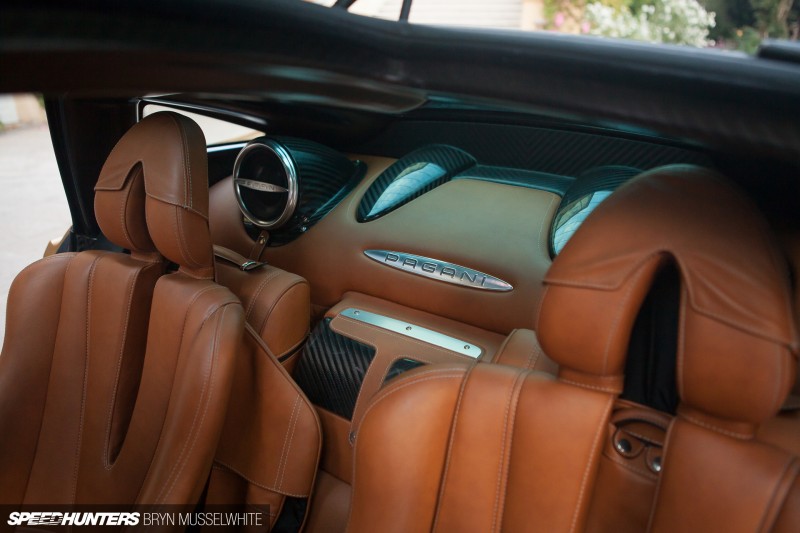 Pagani Huayra feature&nbsp;car-40