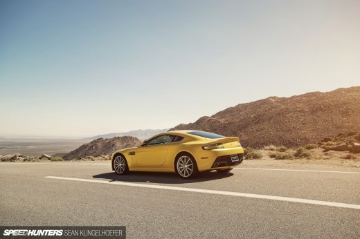 Aston-Martin-Vantage-V12-S-24