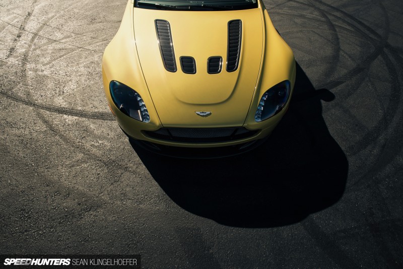 Aston-Martin-Vantage-V12-S-02-800x534