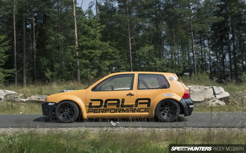 VW-Golf-LS1-V8-Dala-Performance-3