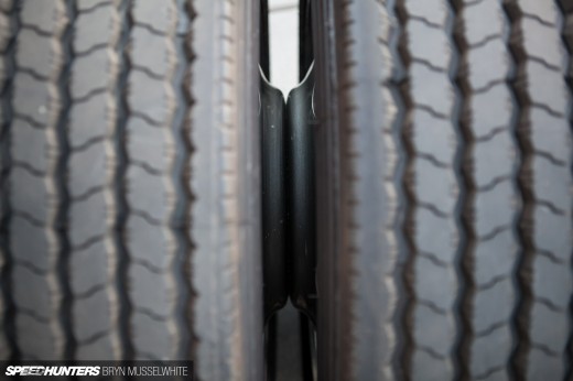 Cutworm Specialties alloy&nbsp;dually-16