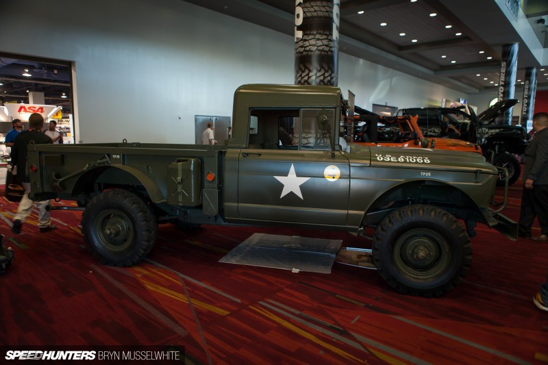 Off Road Trucks SEMA&nbsp;2013-55