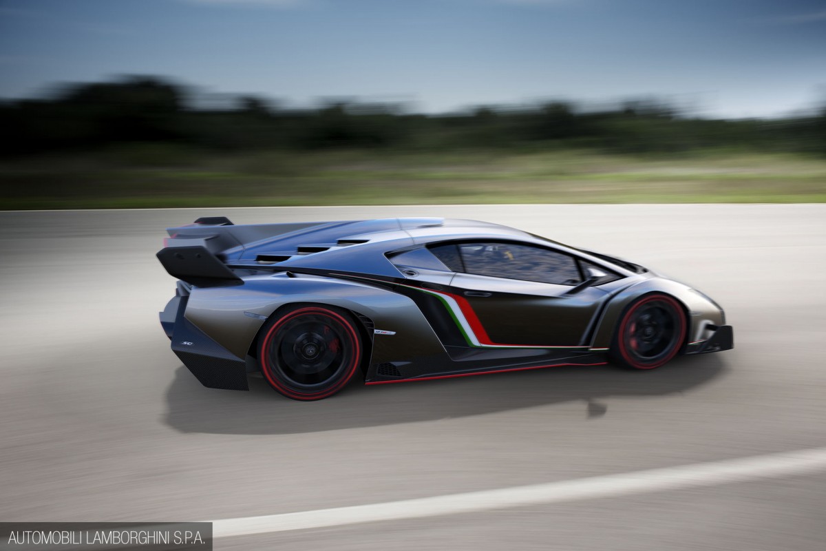 Lamborghini_Veneno-004