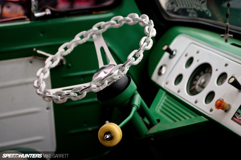 Mooneyes-XMas-Party-2013-5-2&nbsp;copy