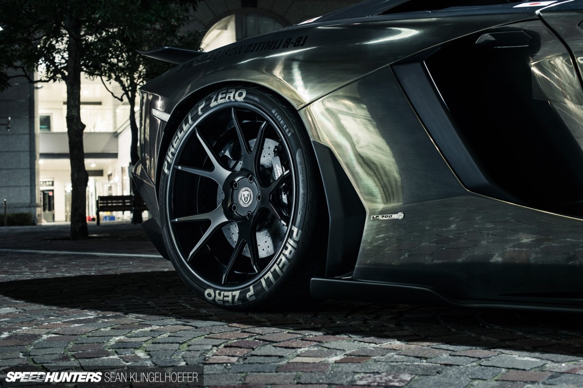 LB-Aventador-03