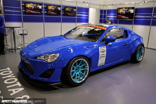 Osaka-Auto-Messe-14-23