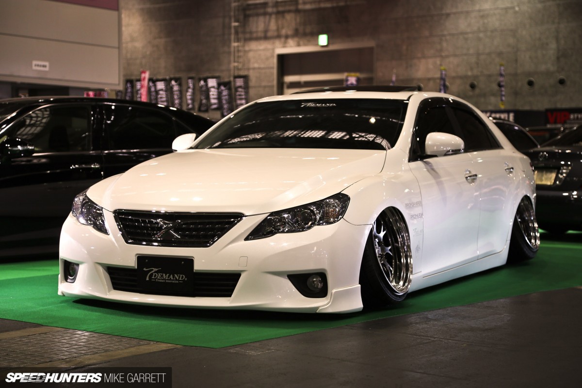 Osaka-Auto-Messe-5 copy