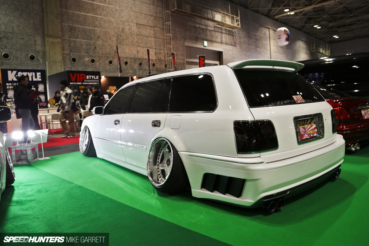 Osaka-Auto-Messe-8 copy