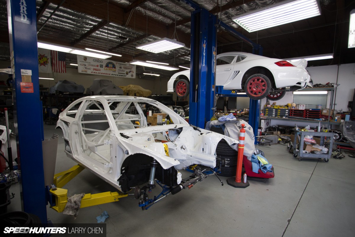 Larry_Chen_Speedhunters_Essa_build-31