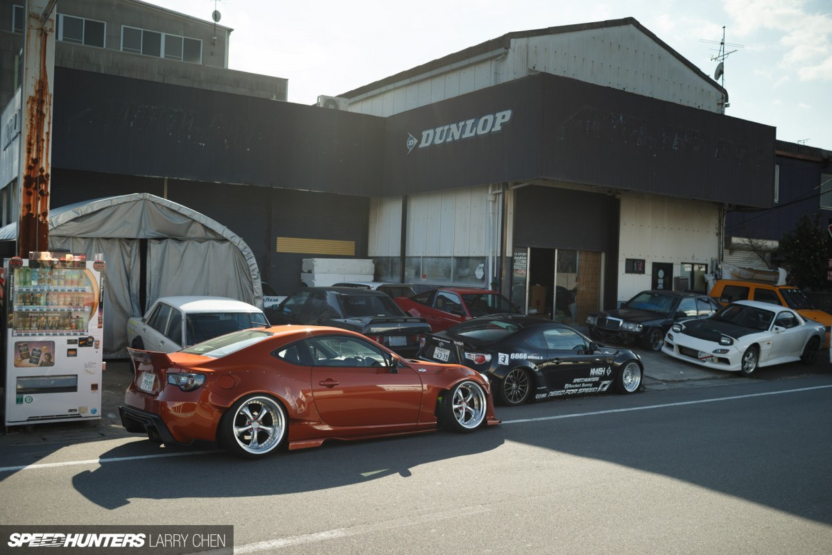 Larry_Chen_Speedhunters_shop-light-2-1