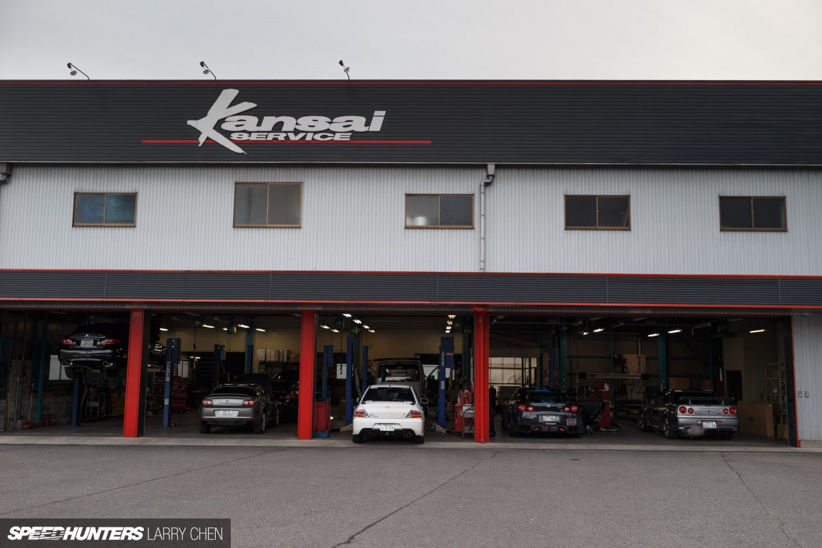 Larry_Chen_Speedhunters_shop-light-2-27
