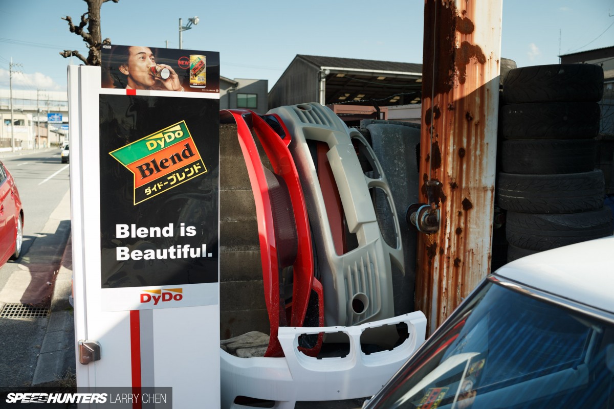 Larry_Chen_Speedhunters_shop-light-2-4