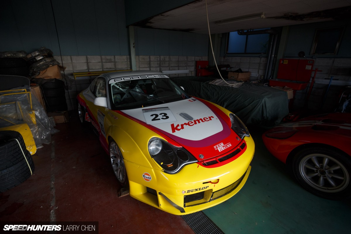 Larry_Chen_Speedhunters_shop-light-2-88