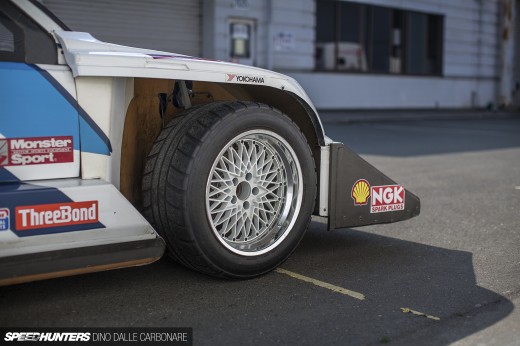 Twin-Engine-Escudo-08