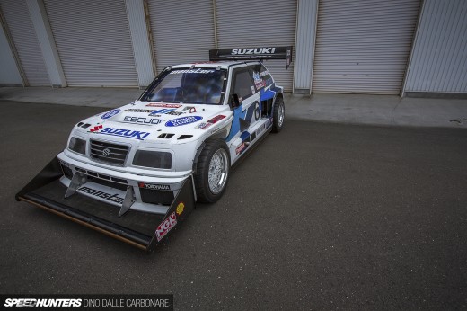 Twin-Engine-Escudo-30