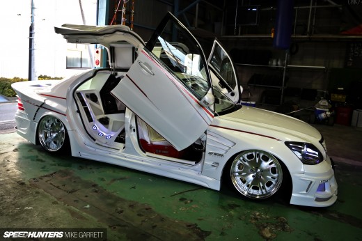 Japan-Batman-Van-30&nbsp;copy