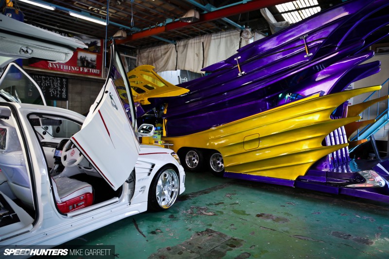 Japan-Batman-Van-6&nbsp;copy