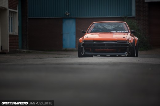 a Driftworks AE86 V8&nbsp;-17