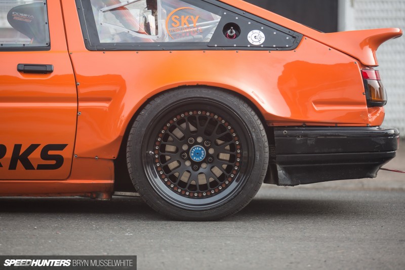 a Driftworks AE86 V8&nbsp;-21