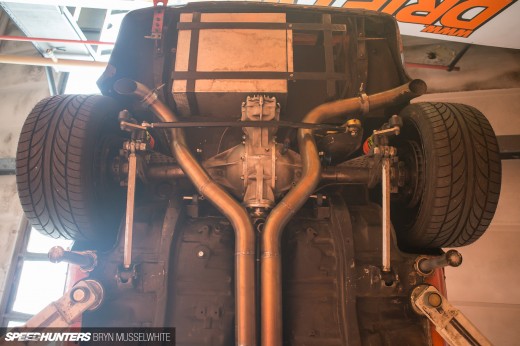 a Driftworks AE86 V8&nbsp;-3