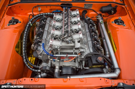 a Driftworks AE86 V8&nbsp;-65