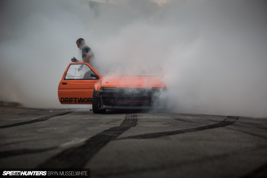 b Driftworks AE86 V8&nbsp;-19