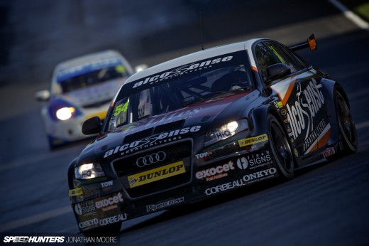 BTCC_Brands_Hatch_2014-010