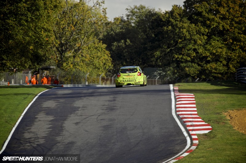 BTCC_Brands_Hatch_2014-030