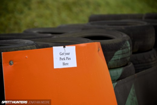 BTCC_Brands_Hatch_2014-043