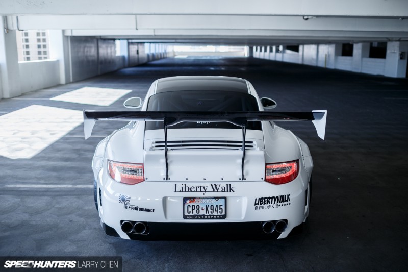 Larry_Chen_Speedhunters_libertywalk_997_Turbo-11