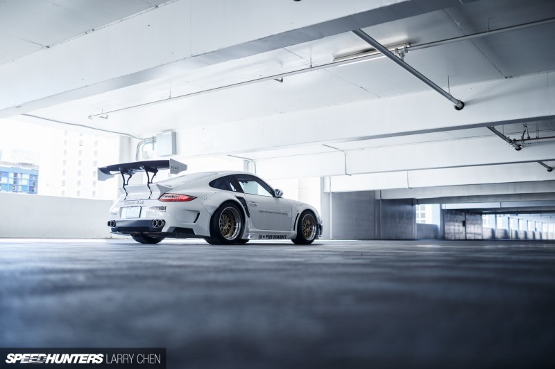 Larry_Chen_Speedhunters_libertywalk_997_Turbo-14