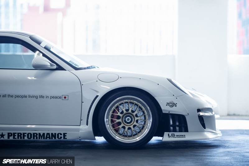Larry_Chen_Speedhunters_libertywalk_997_Turbo-9