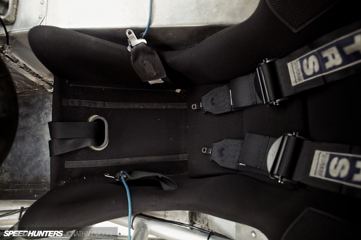 Photo shoot of the 2009 Morgan Aero 8 GT3 racecar which ran in that year's FIA GT3 Championship