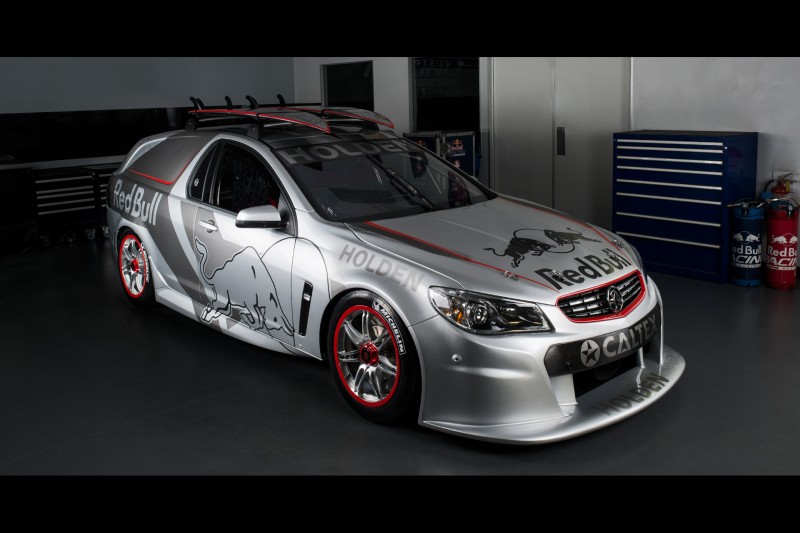 Red_Bull_Racing_Australia_Holden_Sandman