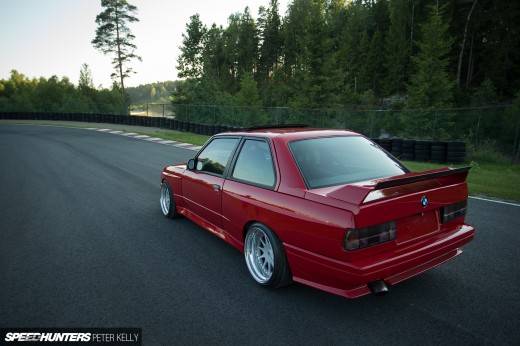 BMW-E30-24