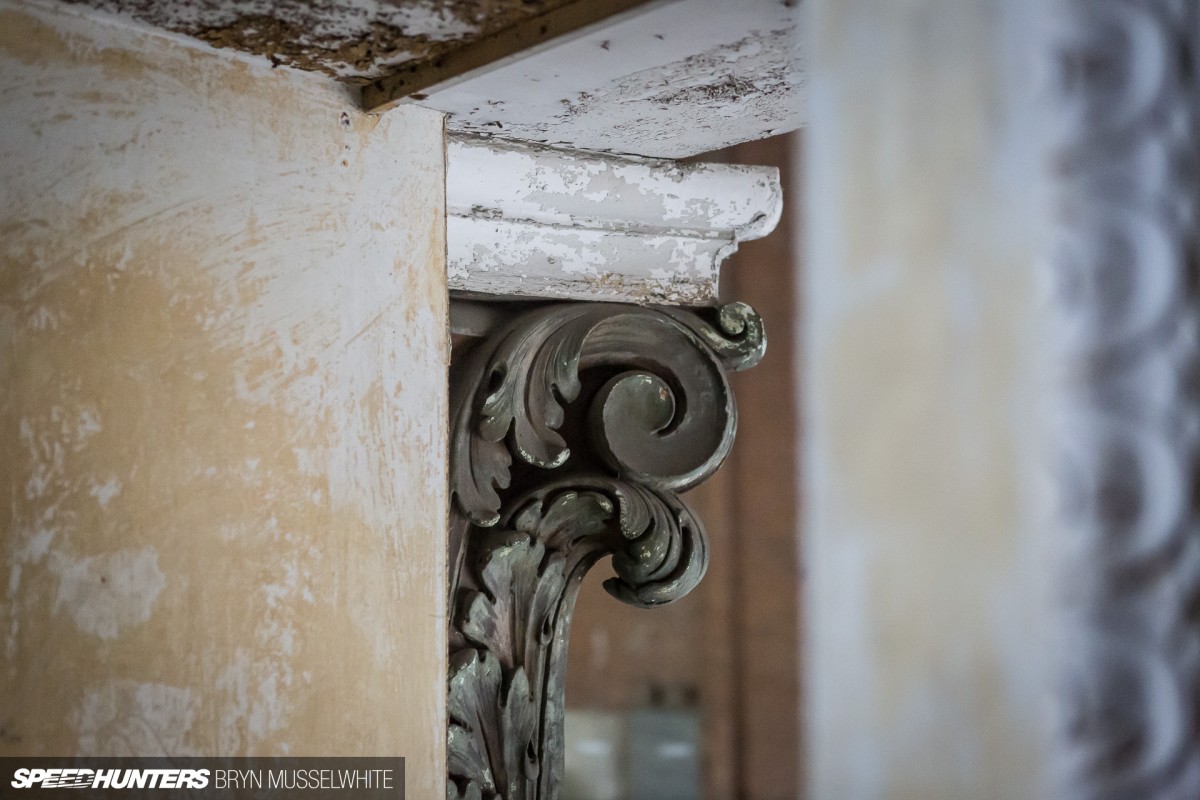 Michigan Building Theatre Car Park Garage-17