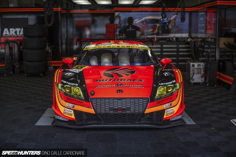 SuperGT-Fuji-Pits-02