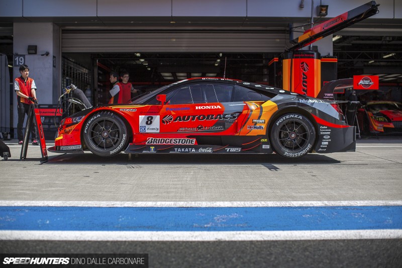 SuperGT-Fuji-Pits-04