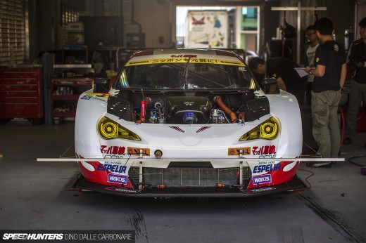 SuperGT-Fuji-Pits-09