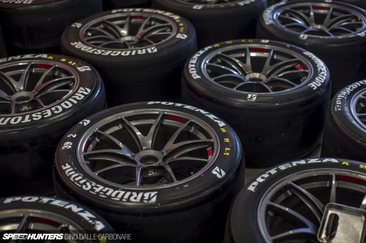 SuperGT-Fuji-Pits-20