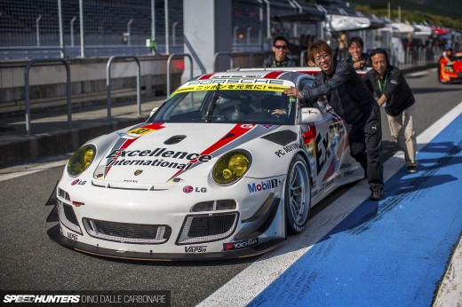 SuperGT-Fuji-Pits-26