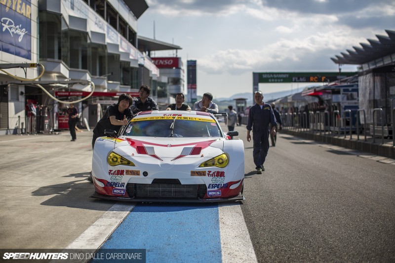 SuperGT-Fuji-Pits-31