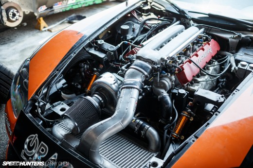 Larry_Chen_Speedhunters_engine_bays_of_Formula_drift_2015-50
